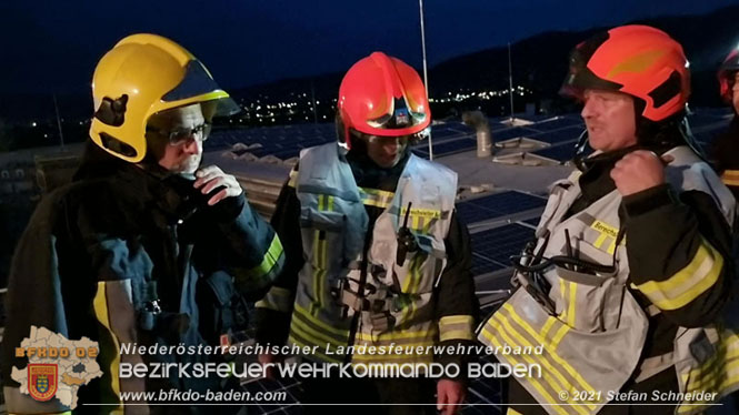 20210921 B4 Großbrand im Gewerbepark Traiskirchen 20210921 B4 Großbrand im Gewerbepark Traiskirchen