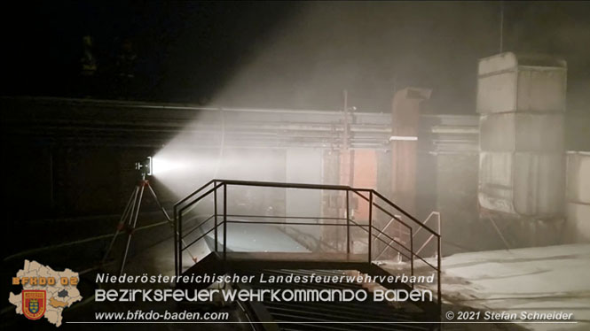 20210921 B4 Großbrand im Gewerbepark Traiskirchen 20210921 B4 Großbrand im Gewerbepark Traiskirchen