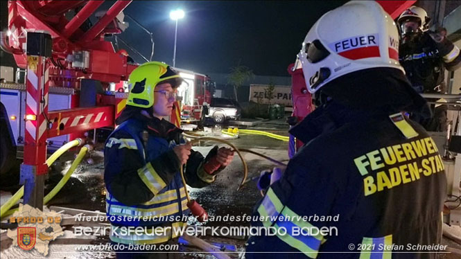 20210921 B4 Großbrand im Gewerbepark Traiskirchen 20210921 B4 Großbrand im Gewerbepark Traiskirchen