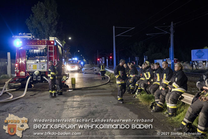 20210921 B4 Großbrand im Gewerbepark Traiskirchen 20210921 B4 Großbrand im Gewerbepark Traiskirchen
