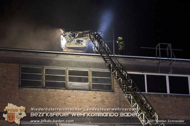 20210921 B4 Großbrand im Gewerbepark Traiskirchen 20210921 B4 Großbrand im Gewerbepark Traiskirchen