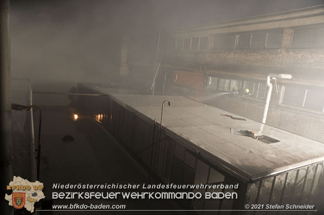 20210921 B4 Großbrand im Gewerbepark Traiskirchen 20210921 B4 Großbrand im Gewerbepark Traiskirchen
