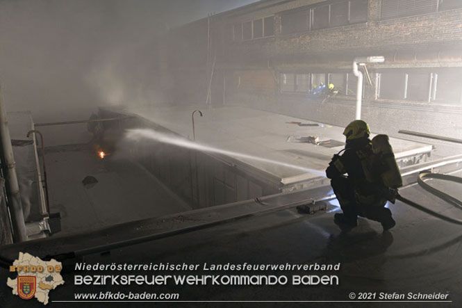 20210921 B4 Großbrand im Gewerbepark Traiskirchen 20210921 B4 Großbrand im Gewerbepark Traiskirchen