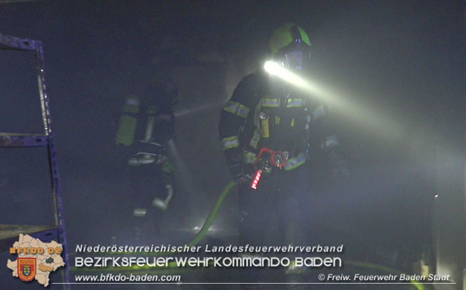 20211010 Nchtlicher Garagenbrand in Badener Innenstadt  Foto:  Freiwillige Feuerwehr Baden-Stadt