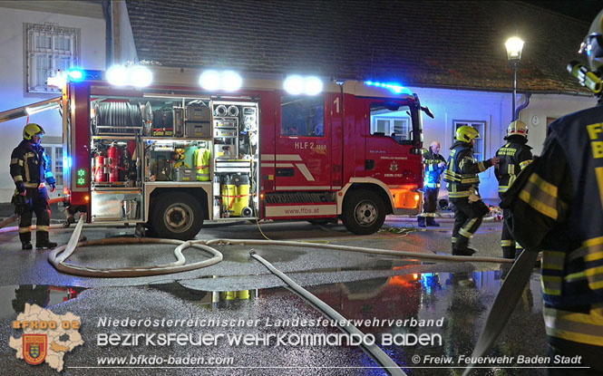 20211010 Nchtlicher Garagenbrand in Badener Innenstadt  Foto:  Freiwillige Feuerwehr Baden-Stadt