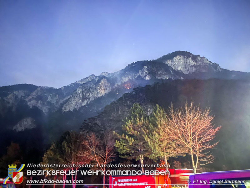 20211027 KHD Einsatz Waldbrand Hirschwang an der Rax Bezirk Neunkirchen  Foto: FF Mitterndorf