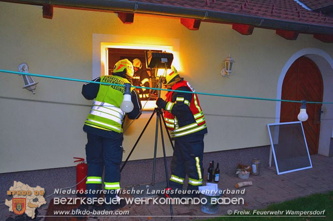 Untersttzung bei Kchenbrand in Wimpassing an der Leitha Burgenland  Foto:  Freiwillige Feuerwehr Wampersdorf