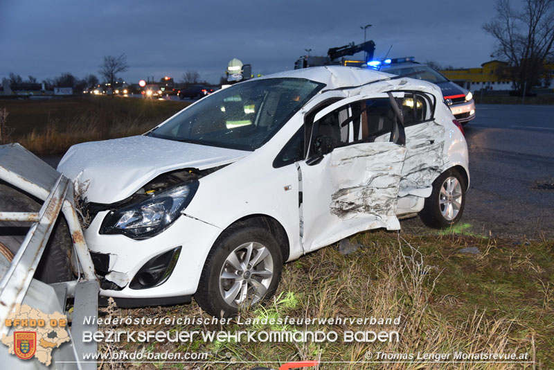 20211201 Menschenrettung nach Verkehrsunfall auf der B17   Foto:  Thomas Lenger Monatsrevue.at