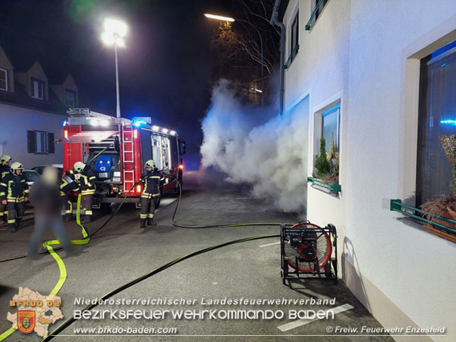 20211216 Nchtlicher Brand in einem Enzesfelder Fleischereibetrieb   Foto:  Freiwillige Feuerwehr Enzesfeld / Reinhard Wafrek 