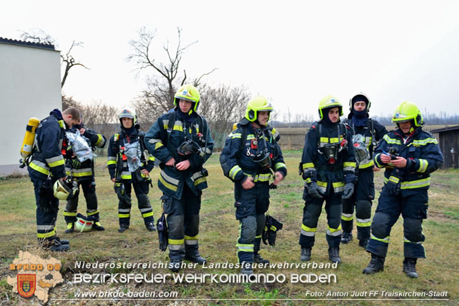 20211227 Wohnhausbrand in Traiskirchen Ortsteil Möllersdorf  Foto: Anton Judt FF Traiskirchen-Stadt