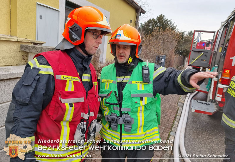 20211227 Wohnhausbrand in Traiskirchen Ortsteil Möllersdorf  Foto: Stefan Schneider BFKDO Baden