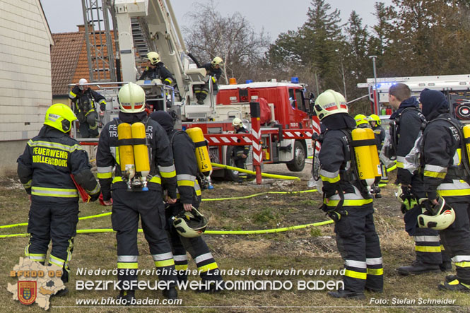 20211227 Wohnhausbrand in Traiskirchen Ortsteil Möllersdorf Foto: Stefan Schneider BFKDO Baden