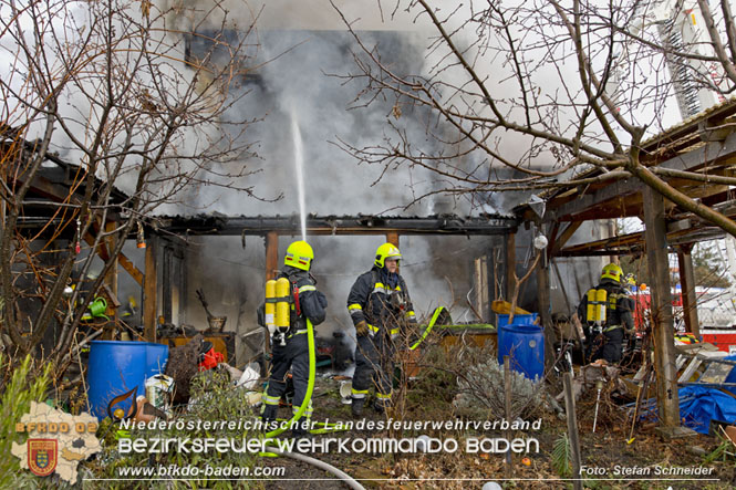 20211227 Wohnhausbrand in Traiskirchen Ortsteil Möllersdorf Foto: Stefan Schneider BFKDO Baden