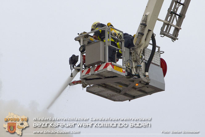 20211227 Wohnhausbrand in Traiskirchen Ortsteil Möllersdorf Foto: Stefan Schneider BFKDO Baden