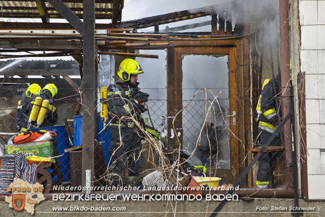 20211227 Wohnhausbrand in Traiskirchen Ortsteil Möllersdorf Foto: Stefan Schneider BFKDO Baden