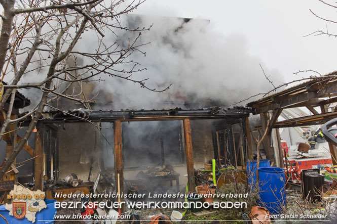 20211227 Wohnhausbrand in Traiskirchen Ortsteil Möllersdorf Foto: Stefan Schneider BFKDO Baden