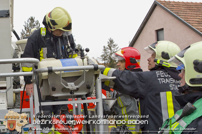 20211227 Wohnhausbrand in Traiskirchen Ortsteil Möllersdorf Foto: Stefan Schneider BFKDO Baden