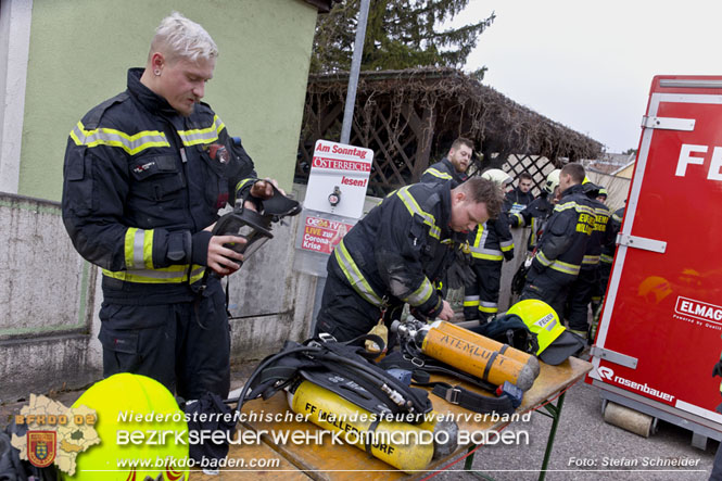 20211227 Wohnhausbrand in Traiskirchen Ortsteil Möllersdorf  Foto: Stefan Schneider BFKDO Baden