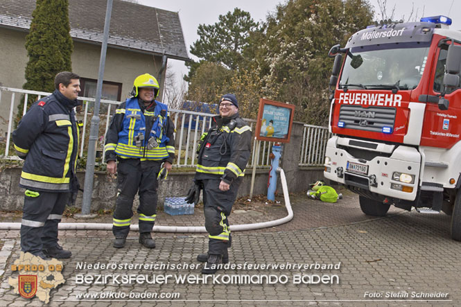 20211227 Wohnhausbrand in Traiskirchen Ortsteil Möllersdorf  Foto: Stefan Schneider BFKDO Baden