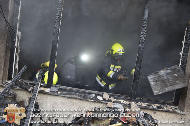 20211227 Wohnhausbrand in Traiskirchen Ortsteil Möllersdorf  Foto: Stefan Schneider BFKDO Baden