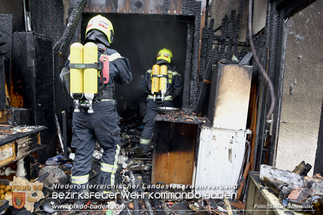 20211227 Wohnhausbrand in Traiskirchen Ortsteil Möllersdorf  Foto: Stefan Schneider BFKDO Baden