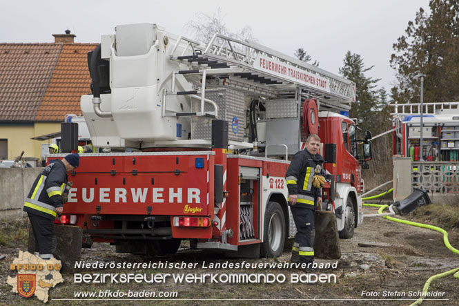 20211227 Wohnhausbrand in Traiskirchen Ortsteil Möllersdorf  Foto: Stefan Schneider BFKDO Baden