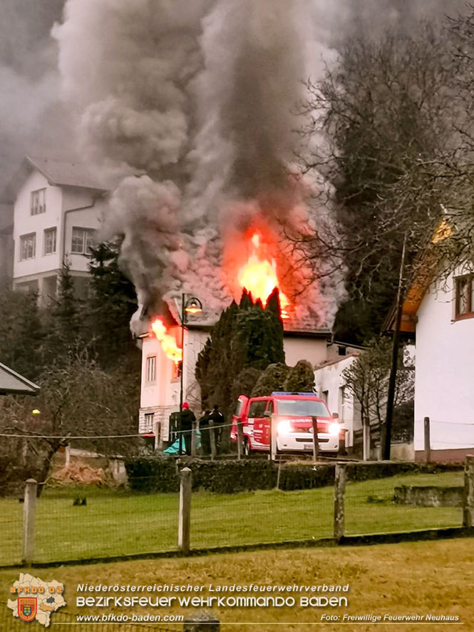 20220110 Wohnhausbrand in Neuhaus  Foto: Freiwillige Feuerwehr Neuhaus