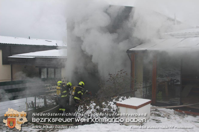 20220124 Wohnhausbrand in Berndorf - 3 Feuerwehren standen im Lscheinsatz   Foto: ASB Markus Hackl FF Pottenstein