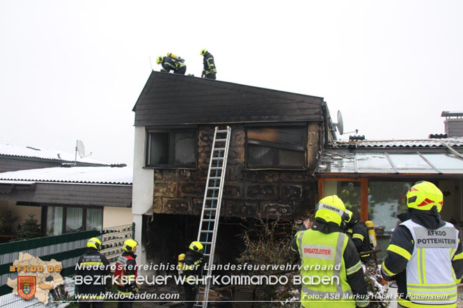 20220124 Wohnhausbrand in Berndorf - 3 Feuerwehren standen im Lscheinsatz   Foto: ASB Markus Hackl FF Pottenstein