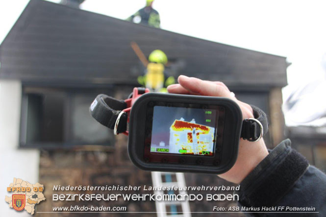 20220124 Wohnhausbrand in Berndorf - 3 Feuerwehren standen im Lscheinsatz   Foto: ASB Markus Hackl FF Pottenstein
