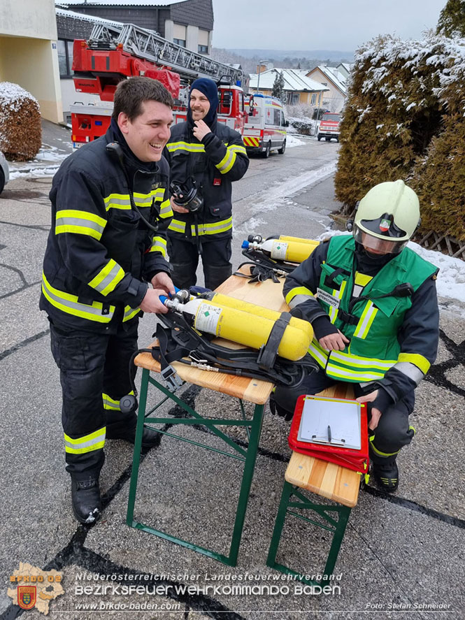 20220124 Wohnhausbrand in Berndorf - 3 Feuerwehren standen im Lscheinsatz   Foto: Stefan Schneider BFK Baden