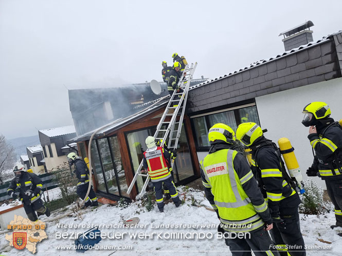 20220124 Wohnhausbrand in Berndorf - 3 Feuerwehren standen im Lscheinsatz   Foto: Stefan Schneider BFK Baden