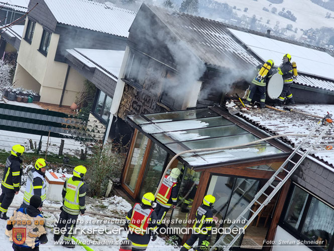 20220124 Wohnhausbrand in Berndorf - 3 Feuerwehren standen im Lscheinsatz   Foto: Stefan Schneider BFK Baden