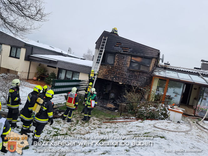 20220124 Wohnhausbrand in Berndorf - 3 Feuerwehren standen im Lscheinsatz   Foto: Stefan Schneider BFK Baden