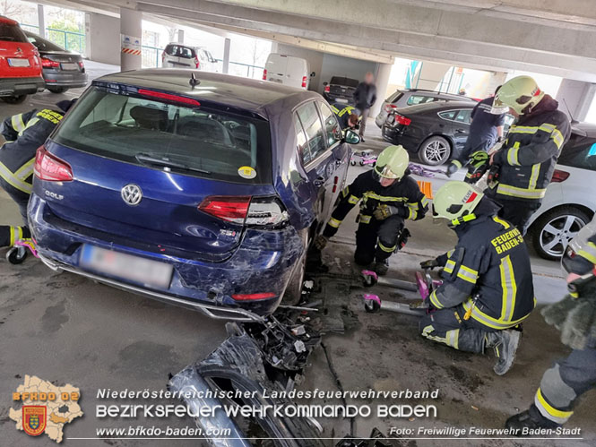 20220317 Auto Billard im Parkdeck R&ouml;mertherme Baden  Foto: Freiwillige Feuerwehr Baden-Stadt
