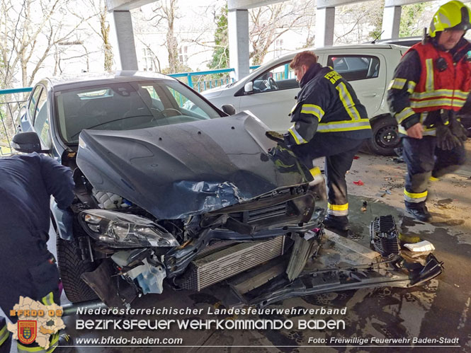 20220317 Auto Billard im Parkdeck R&ouml;mertherme Baden  Foto: Freiwillige Feuerwehr Baden-Stadt