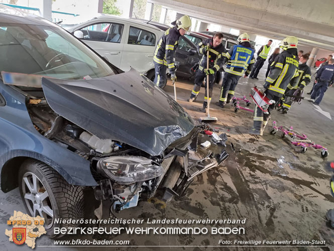 20220317 Auto Billard im Parkdeck R&ouml;mertherme Baden  Foto: Freiwillige Feuerwehr Baden-Stadt