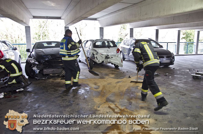 20220317 Auto Billard im Parkdeck R&ouml;mertherme Baden  Foto: Freiwillige Feuerwehr Baden-Stadt