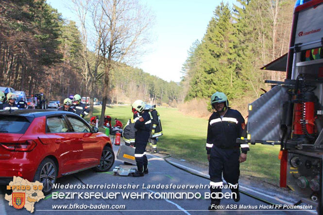 20220412 Motorrad gegen Pkw auf der L138 Pottenstein - Grabenweg  Foto: ASB Markus Hackl