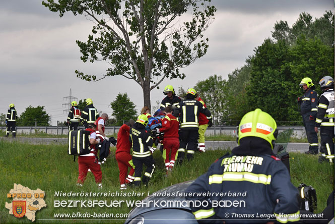 20220507 Verkehrsunfall mit eingeklemmter Person auf der LB16  Foto: Thomas Lenger Monatsrevue.at