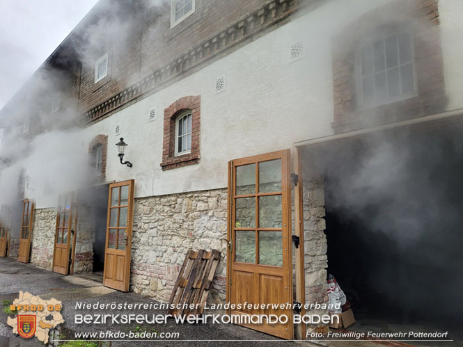 20220607 Brand in einem landwirtschaftlichen Gebude in Landegg/Pottendorf