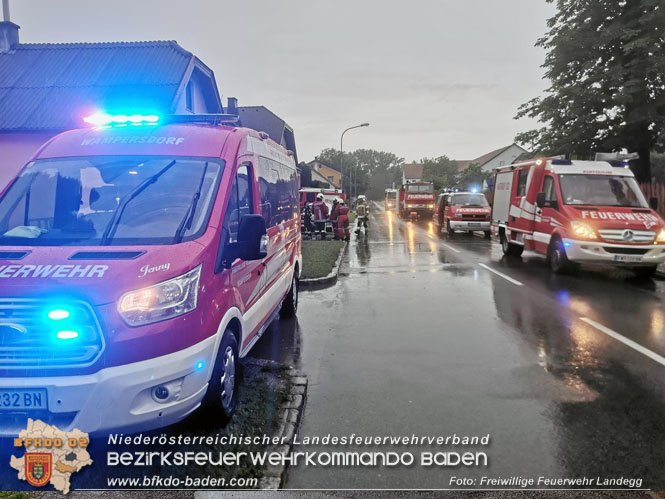 20220607 Brand in einem landwirtschaftlichen Gebude in Landegg/Pottendorf