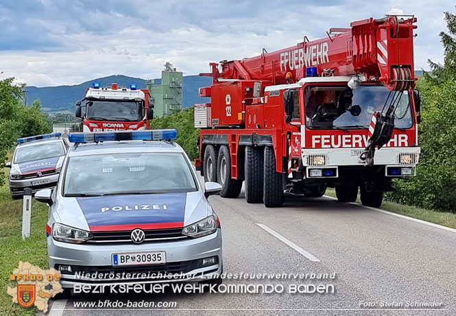 20220712 Folgenschwerer Verkehrsunfall auf der L157 Umfahrung Oeynhausen  Foto: Stefan Schneider