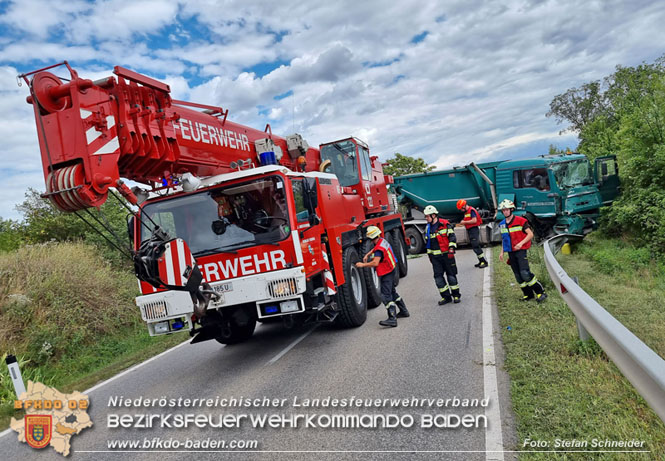 20220712 Folgenschwerer Verkehrsunfall auf der L157 Umfahrung Oeynhausen  Foto: Stefan Schneider