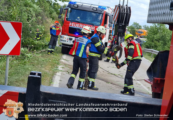 20220712 Folgenschwerer Verkehrsunfall auf der L157 Umfahrung Oeynhausen  Foto: Stefan Schneider