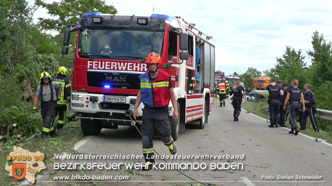 20220712 Folgenschwerer Verkehrsunfall auf der L157 Umfahrung Oeynhausen  Foto: Stefan Schneider