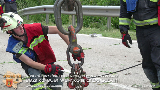 20220712 Folgenschwerer Verkehrsunfall auf der L157 Umfahrung Oeynhausen  Foto: Stefan Schneider