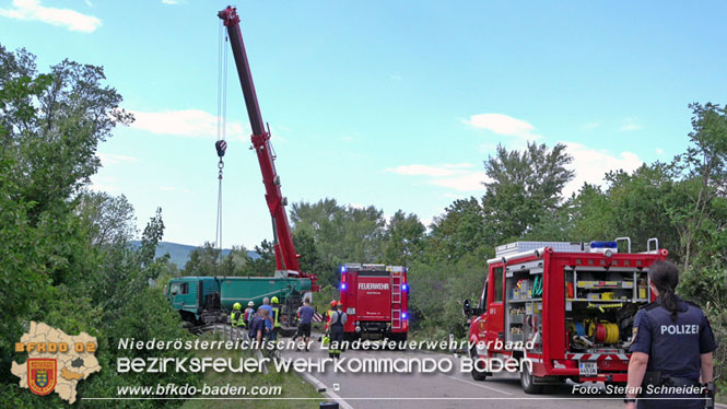 20220712 Folgenschwerer Verkehrsunfall auf der L157 Umfahrung Oeynhausen  Foto: Stefan Schneider