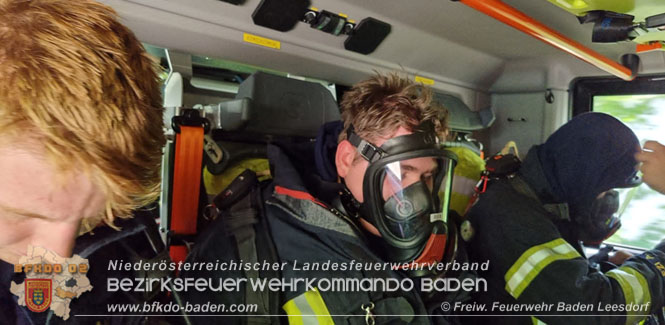20220716 Fahrzeugbrand auf der A2 bei Leobersdorf   Foto: Freiwillige Feuerwehr Baden-Leesdorf