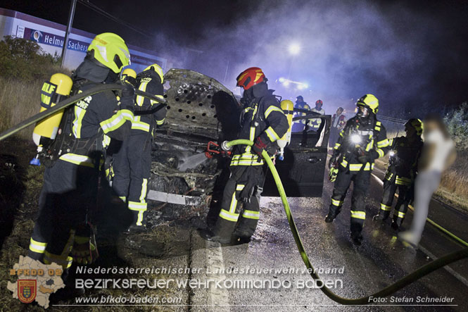 20220723 Fahrzeug fing bei Abschleppversuch Feuer  Foto: Stefan Schneider BFKDO Baden